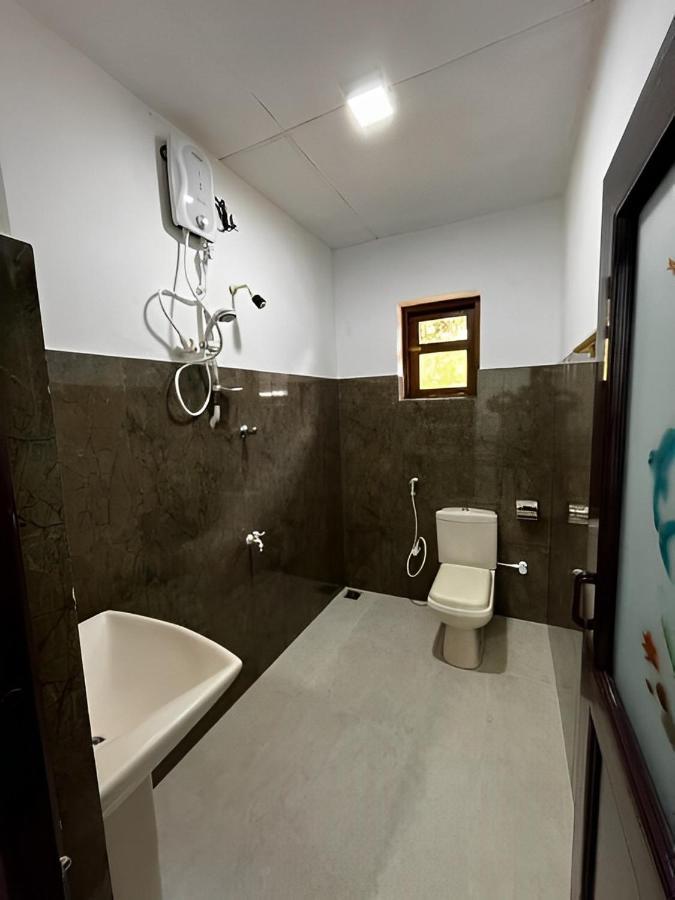 Water Front Home Stay And Resort أنرادابورام المظهر الخارجي الصورة