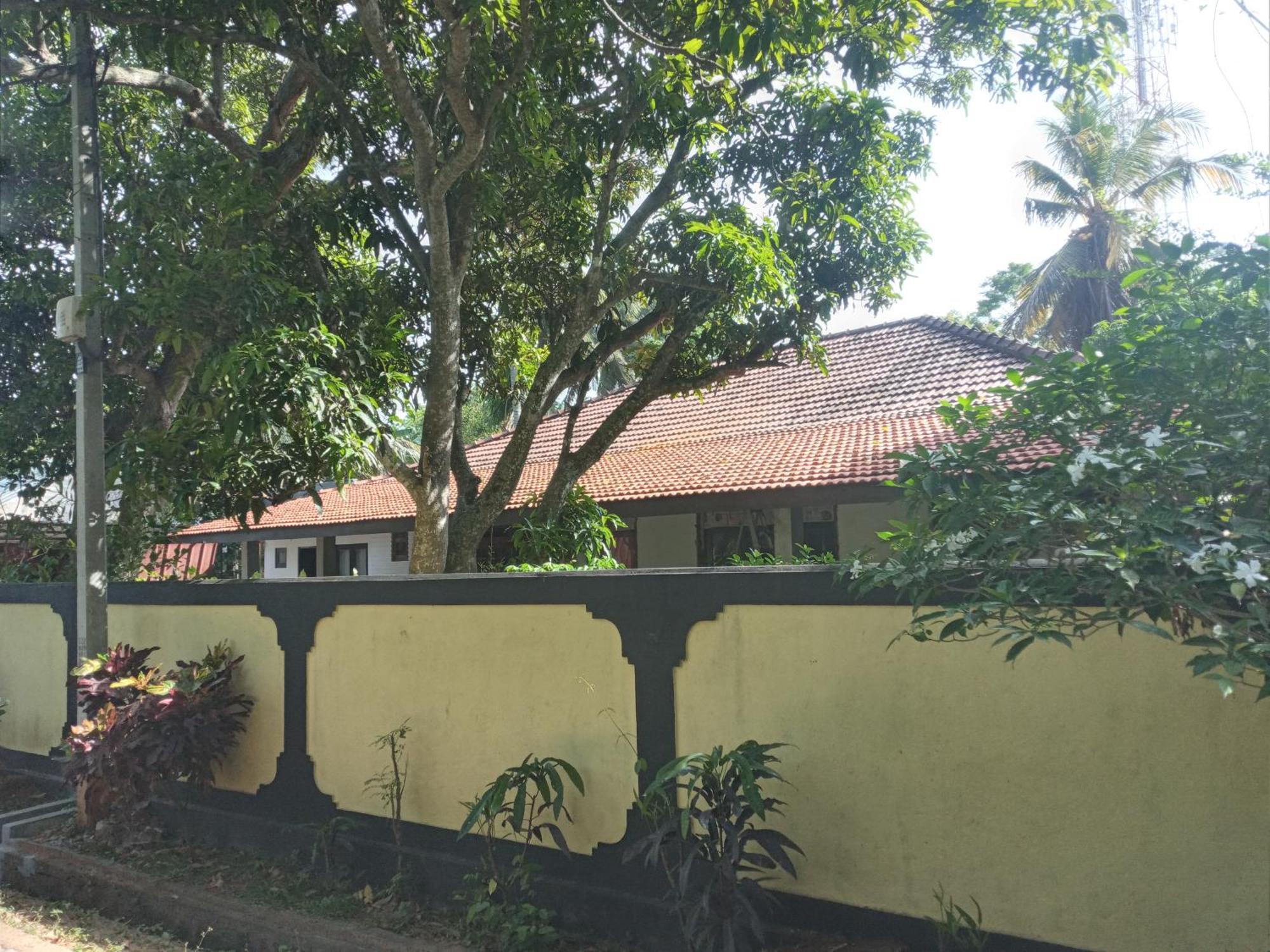 Water Front Home Stay And Resort أنرادابورام المظهر الخارجي الصورة