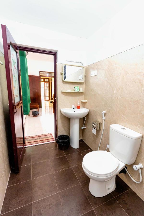 Water Front Home Stay And Resort أنرادابورام المظهر الخارجي الصورة